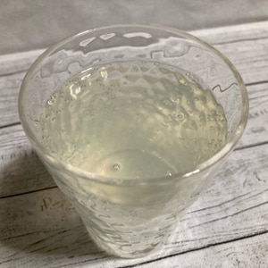 強炭酸水のレモンスカッシュ